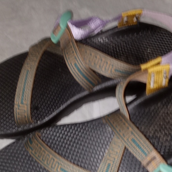 Shoes - Picture 2 of 7